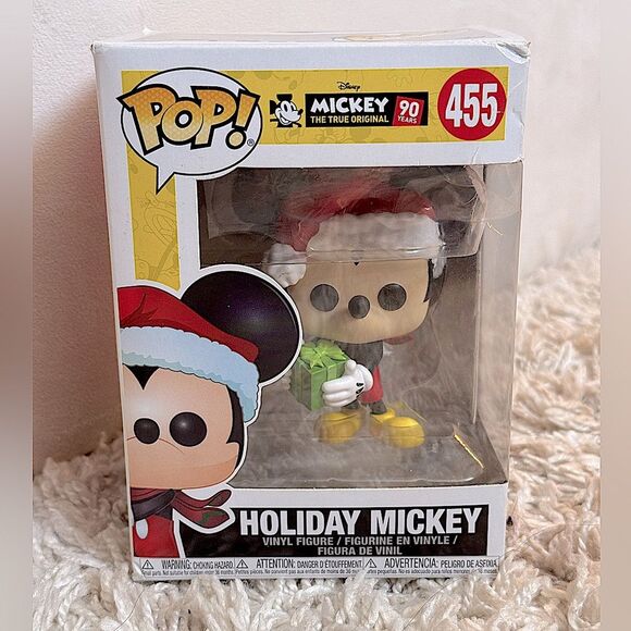 Funko Pop! 90 Year Anniversary Original #455 Holiday Mickey w/ Case VAULTED - Picture 1 of 8